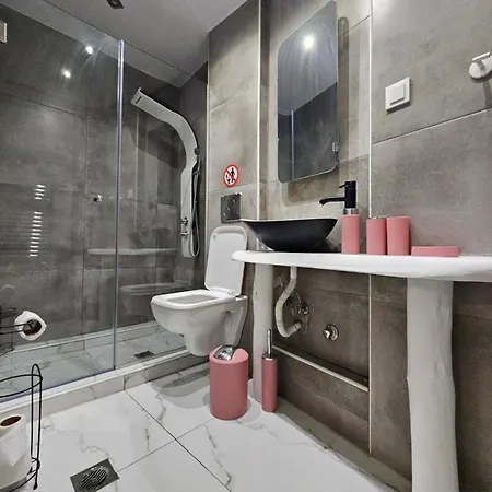 Acvi Lux - Center Apartmán