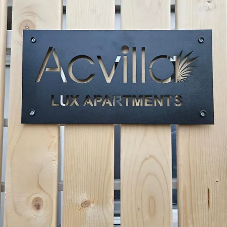 Acvi Lux - Center Apartmán *